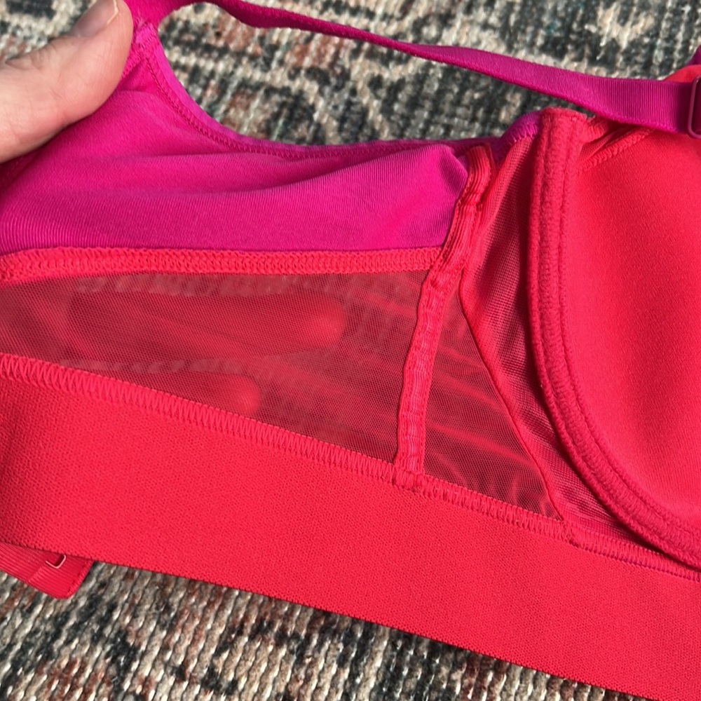 Natori Bra - Picture 5 of 6